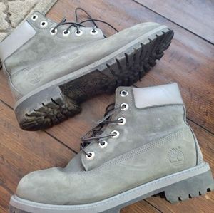 Timberland (W6.5) or (B4.5)